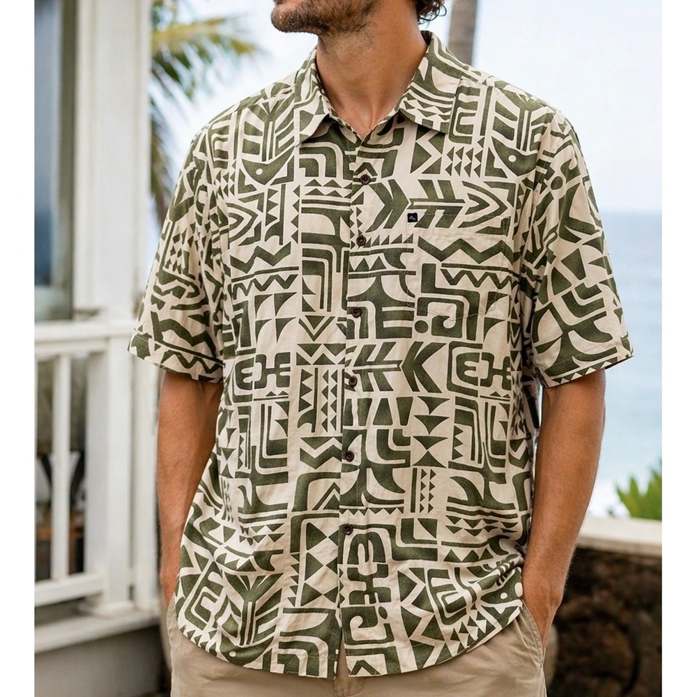Quiksilver Hawaiian Aloha Shirt Olive and Cream Geo Print Short Sleeve Button-Up